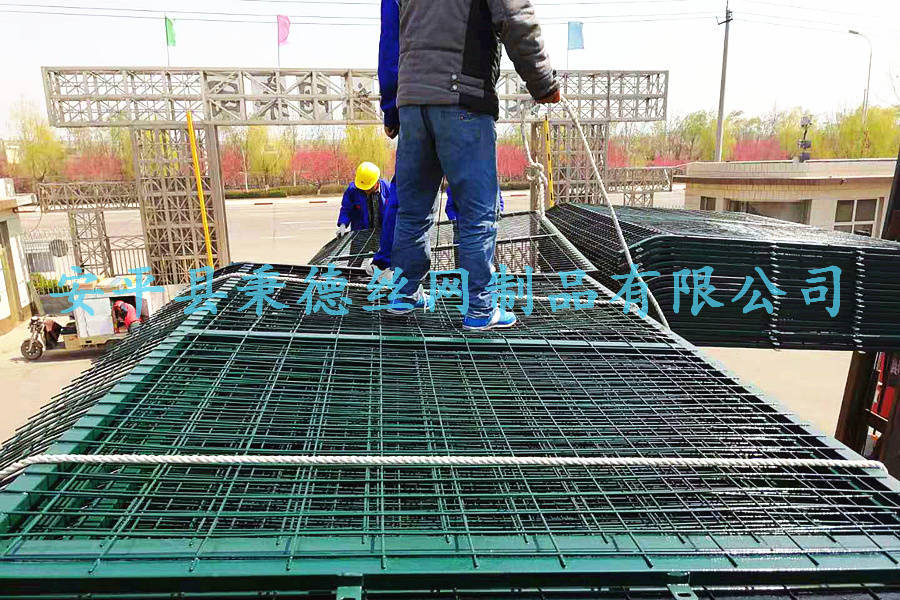 鐵路護攔網(wǎng) 8001鐵路護欄 朔黃鐵路圖片2